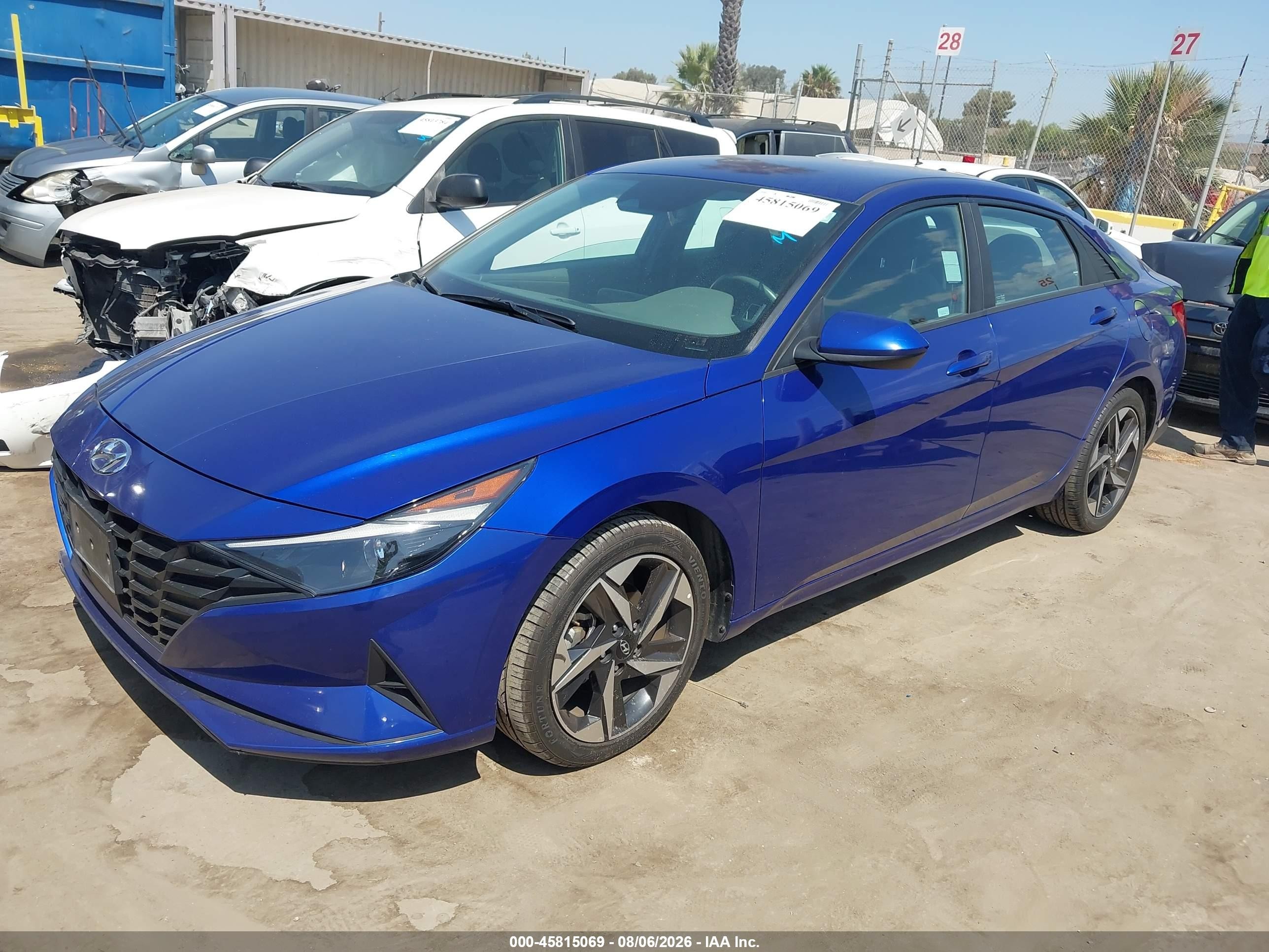 2023 Hyundai Elantra Sel Blue vin: KMHLS4AG2PU402661