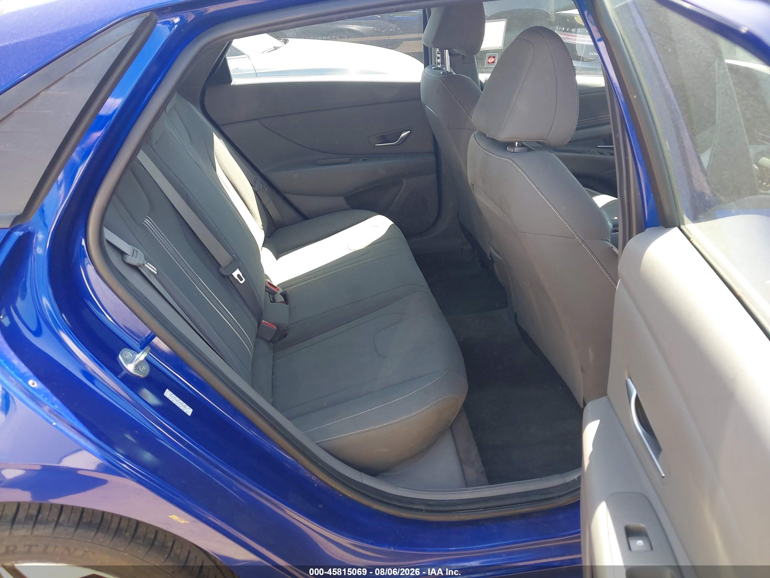 2023 Hyundai Elantra Sel Blue vin: KMHLS4AG2PU402661