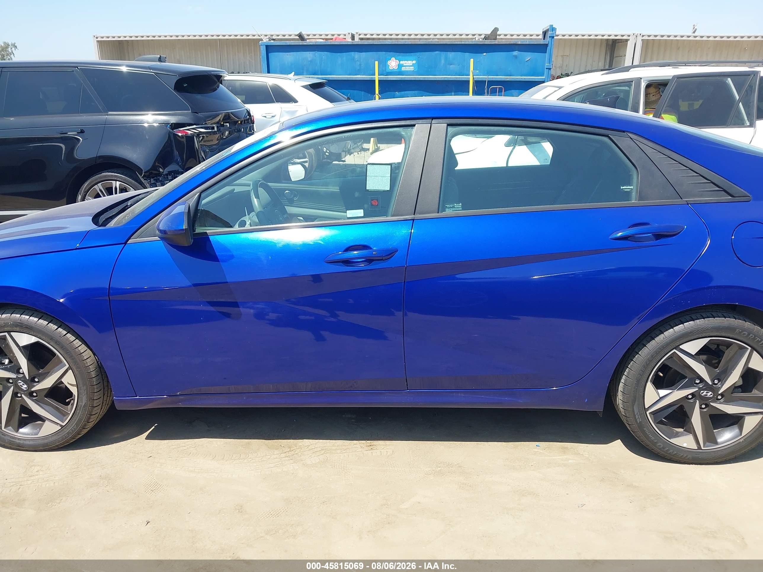 2023 Hyundai Elantra Sel Blue vin: KMHLS4AG2PU402661