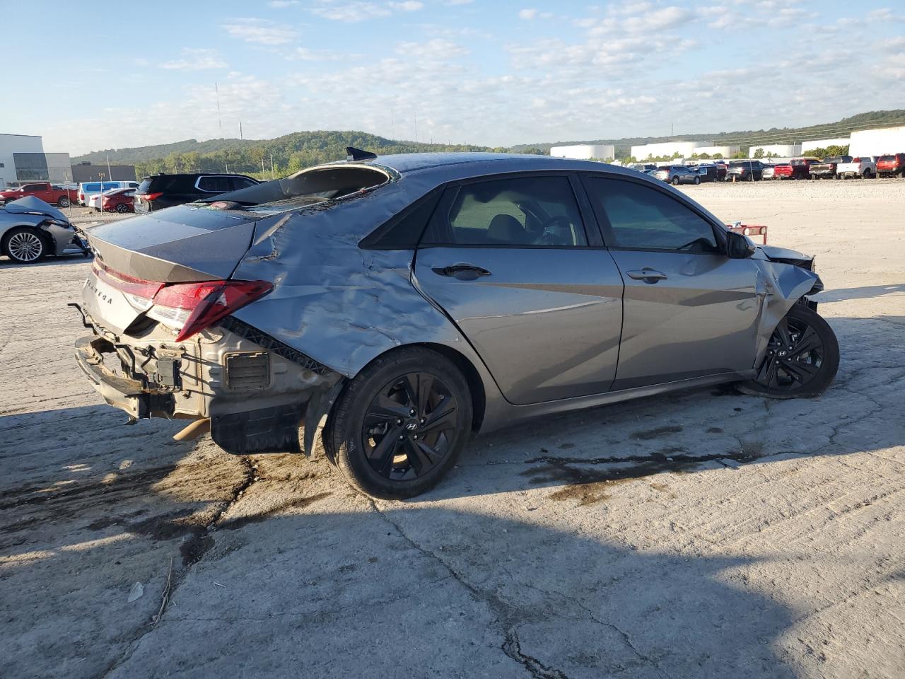 2021 Hyundai Elantra Sel Silver vin: KMHLS4AG3MU127653