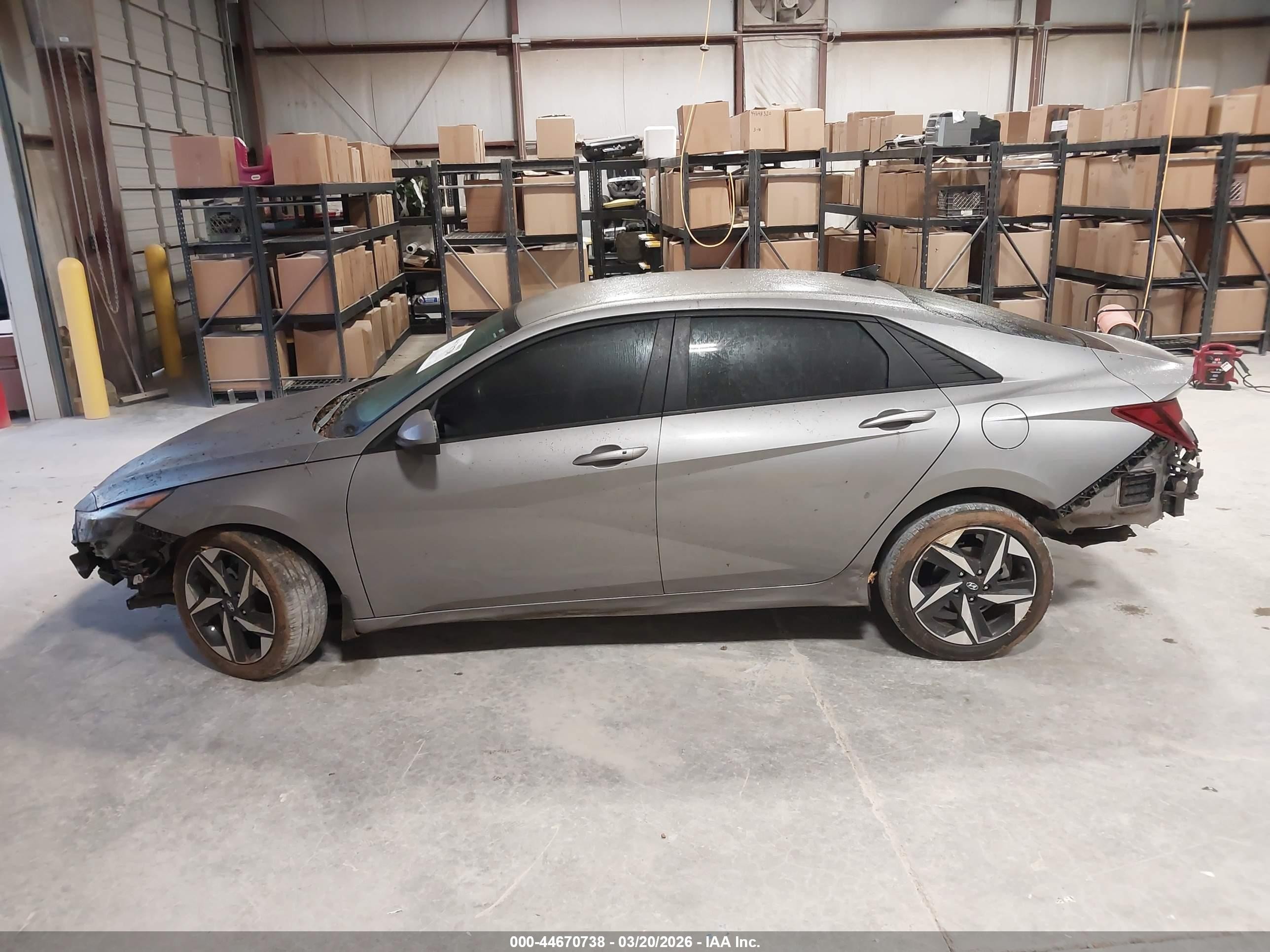 2023 Hyundai Elantra Sel Серебряный vin: KMHLS4AG3PU548289