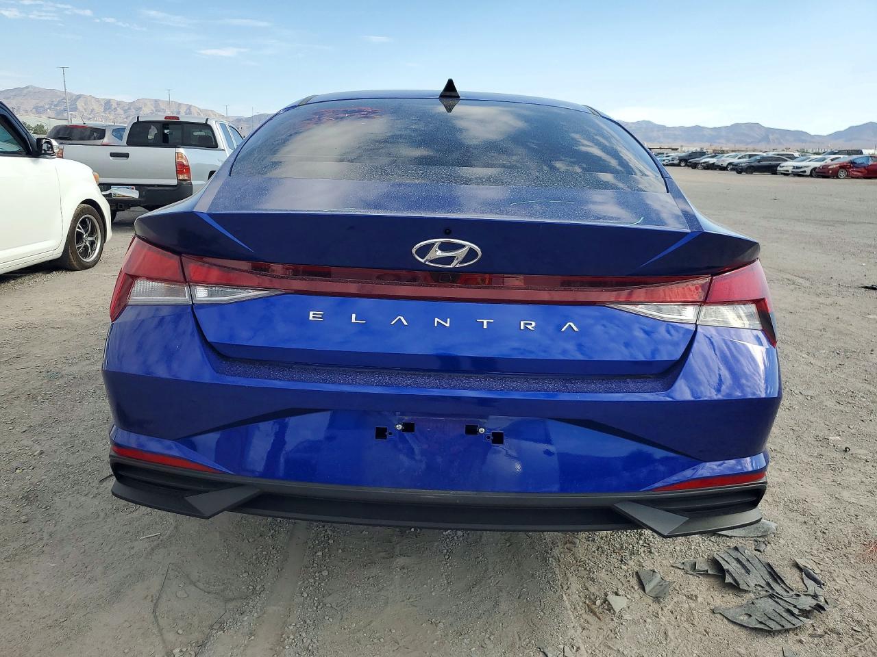 2023 Hyundai Elantra Sel Blue vin: KMHLS4AG3PU634153