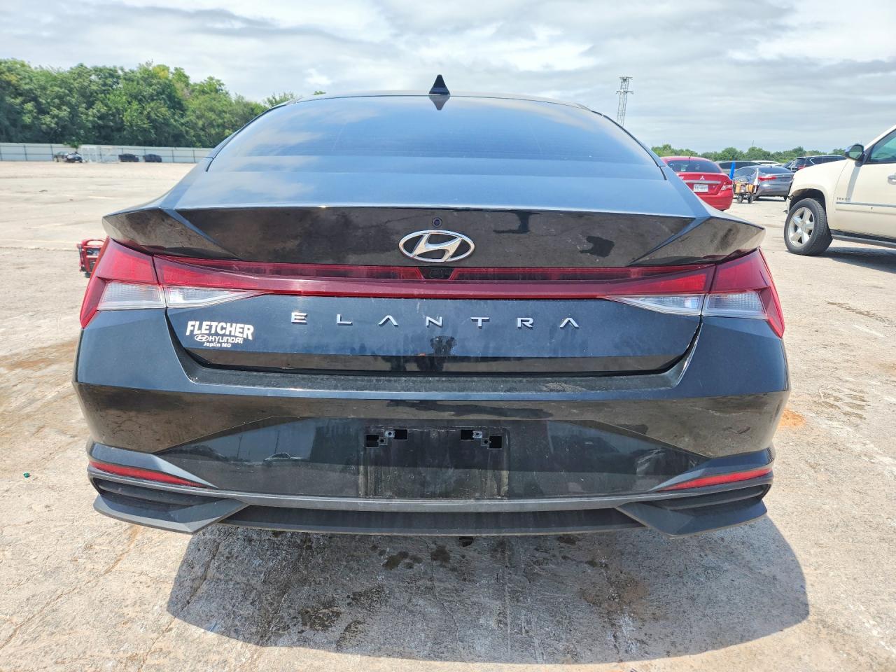 2023 Hyundai Elantra Sel Black vin: KMHLS4AG4PU413189