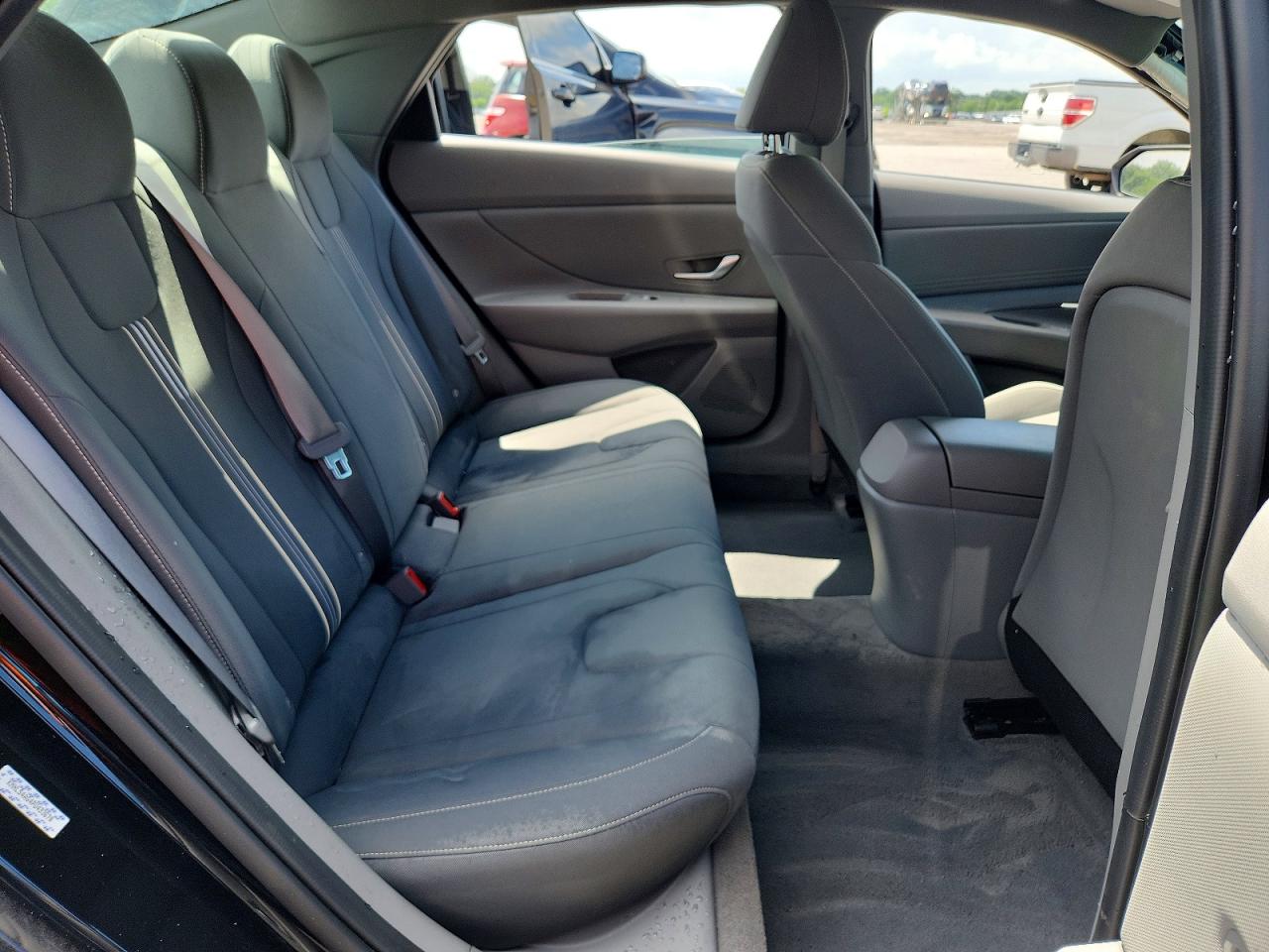 2023 Hyundai Elantra Sel Black vin: KMHLS4AG4PU433670