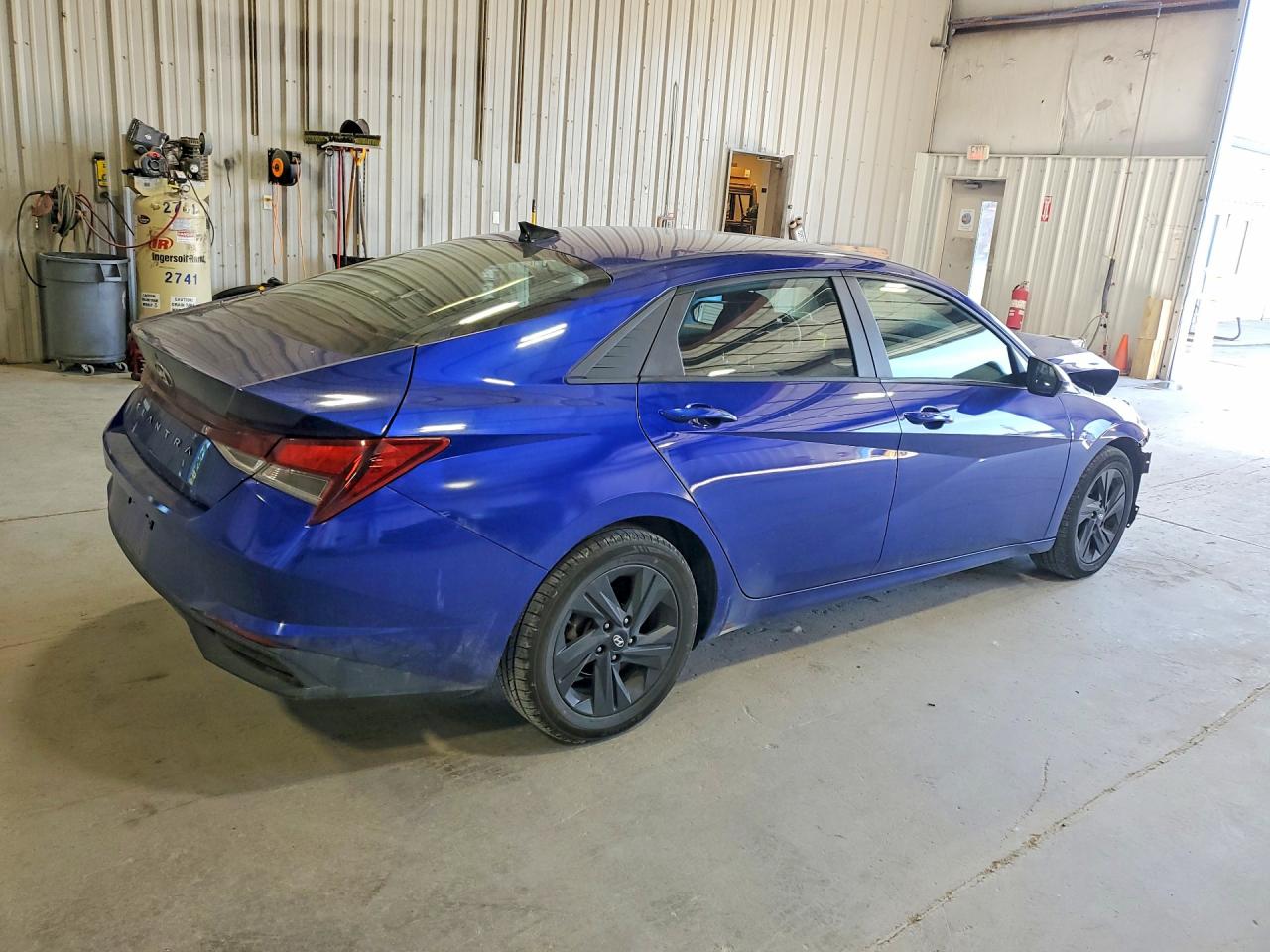 2021 Hyundai Elantra Sel Blue vin: KMHLS4AG5MU142476