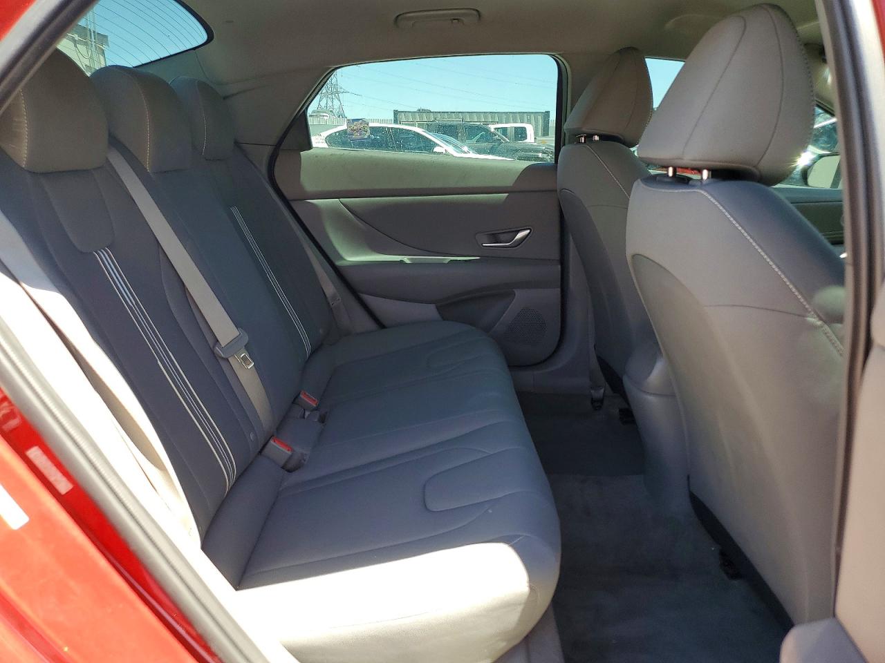 2023 Hyundai Elantra Sel Red vin: KMHLS4AG5PU591127