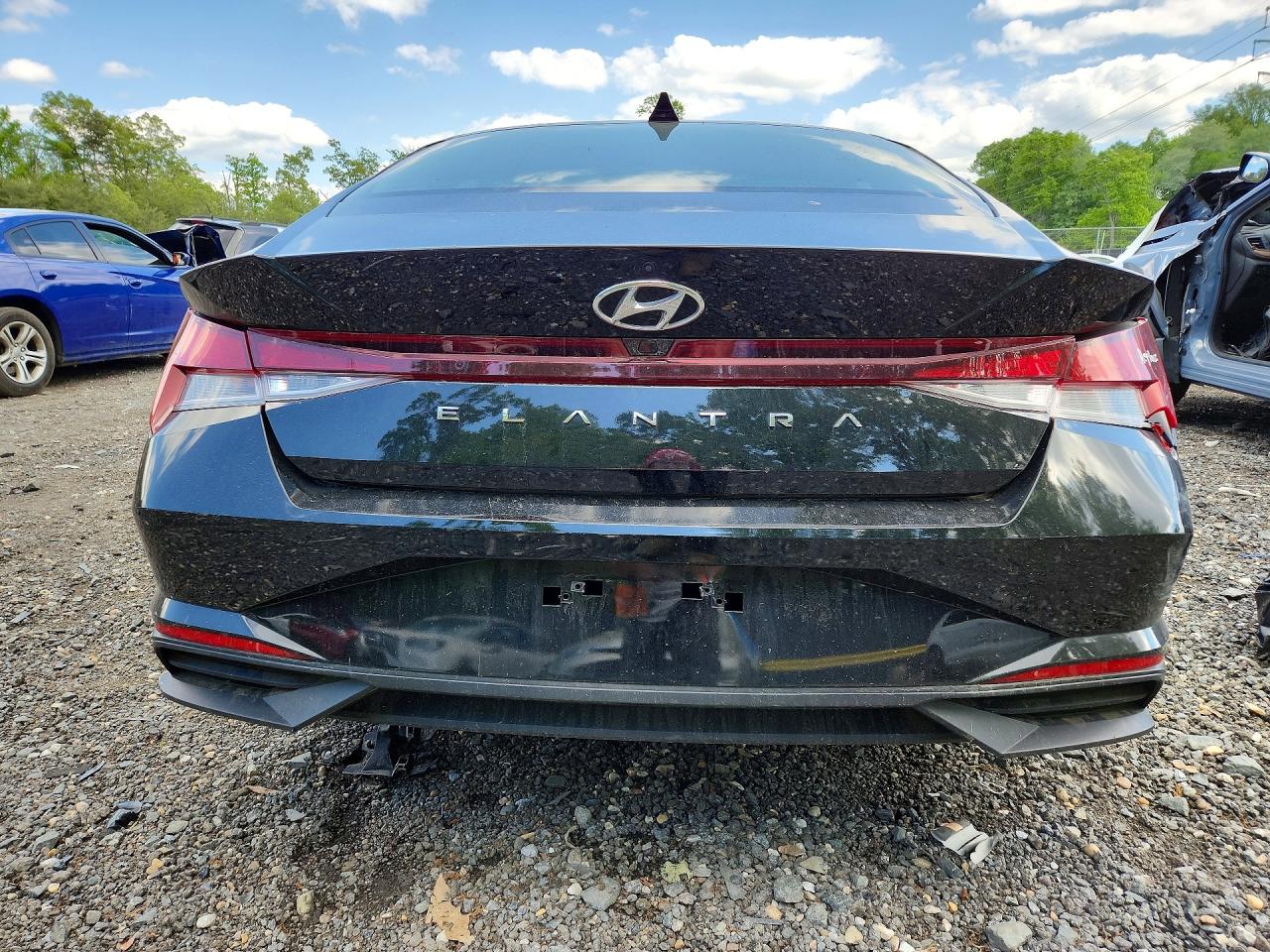 2021 Hyundai Elantra Sel Black vin: KMHLS4AG7MU131088