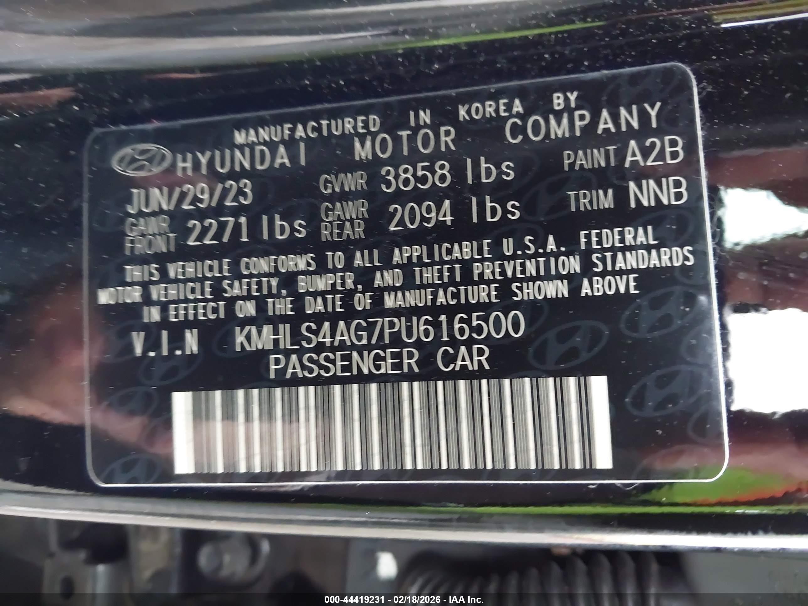 2023 Hyundai Elantra Sel Black vin: KMHLS4AG7PU616500