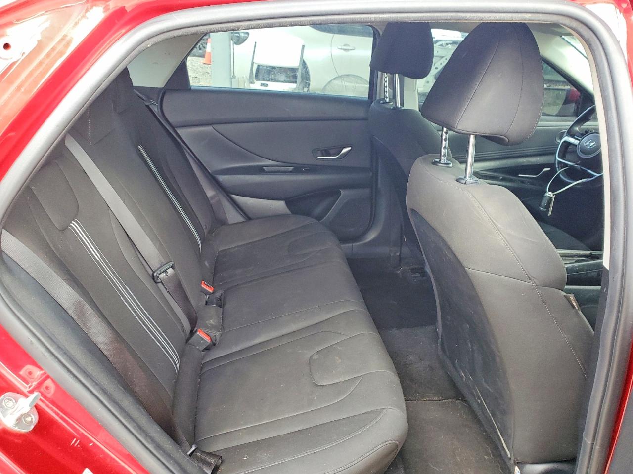 2022 Hyundai Elantra Sel Red vin: KMHLS4AG8NU275587
