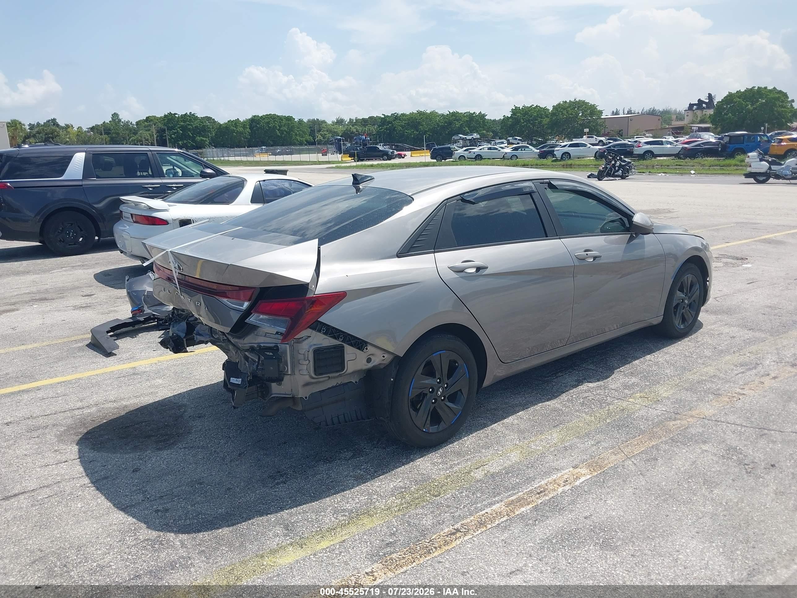 2022 Hyundai Elantra Sel Gray vin: KMHLS4AG8NU367380