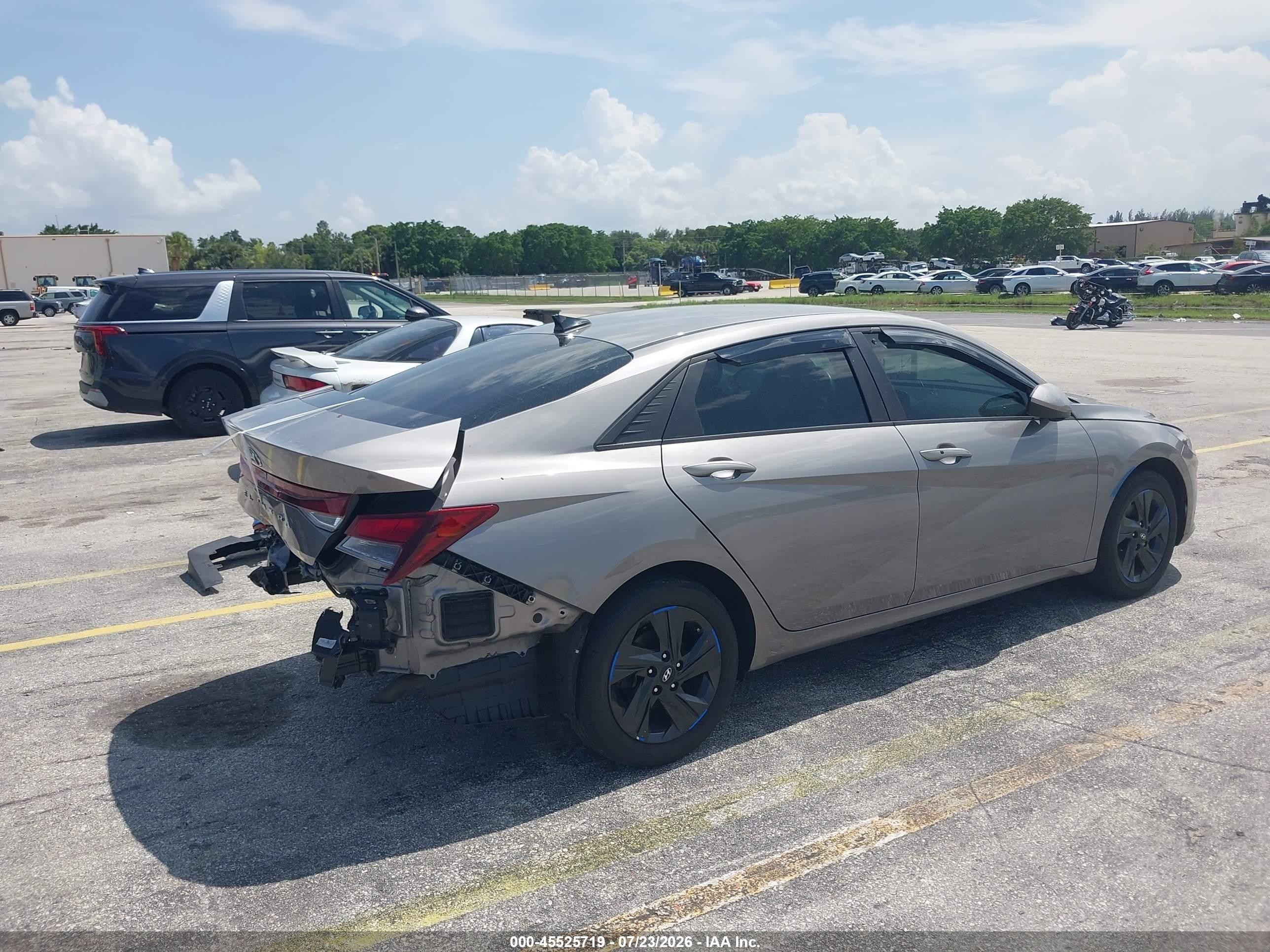 2022 Hyundai Elantra Sel Gray vin: KMHLS4AG8NU367380