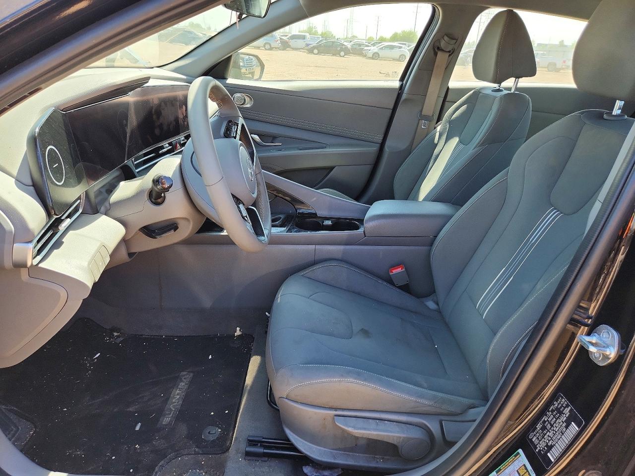2023 Hyundai Elantra Sel Black vin: KMHLS4AG9PU555084
