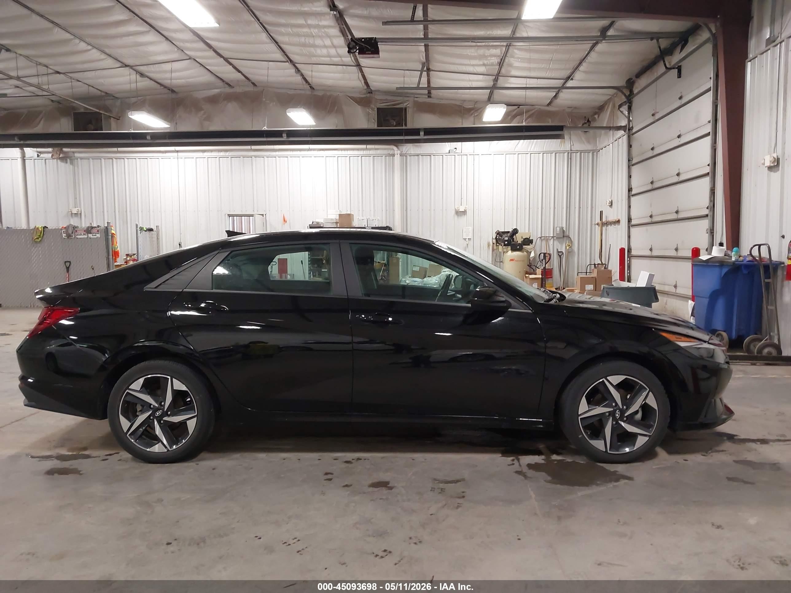2023 Hyundai Elantra Sel Black vin: KMHLS4AGXPU571424