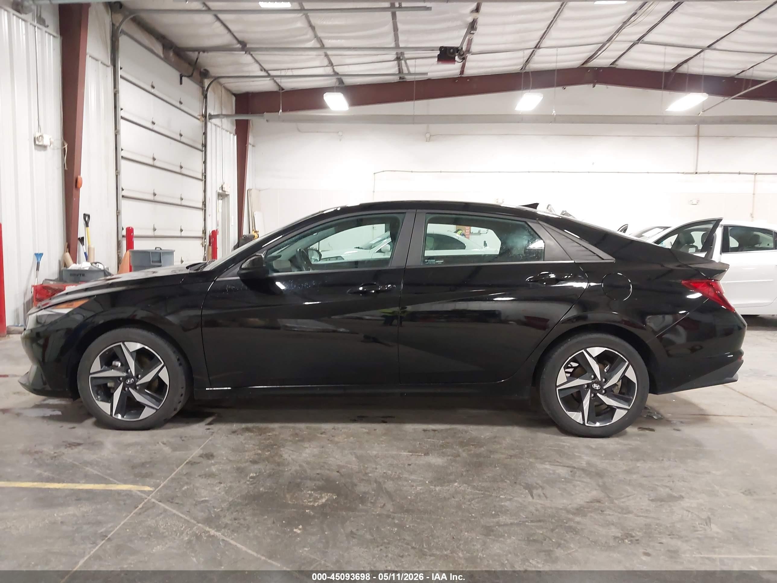 2023 Hyundai Elantra Sel Black vin: KMHLS4AGXPU571424