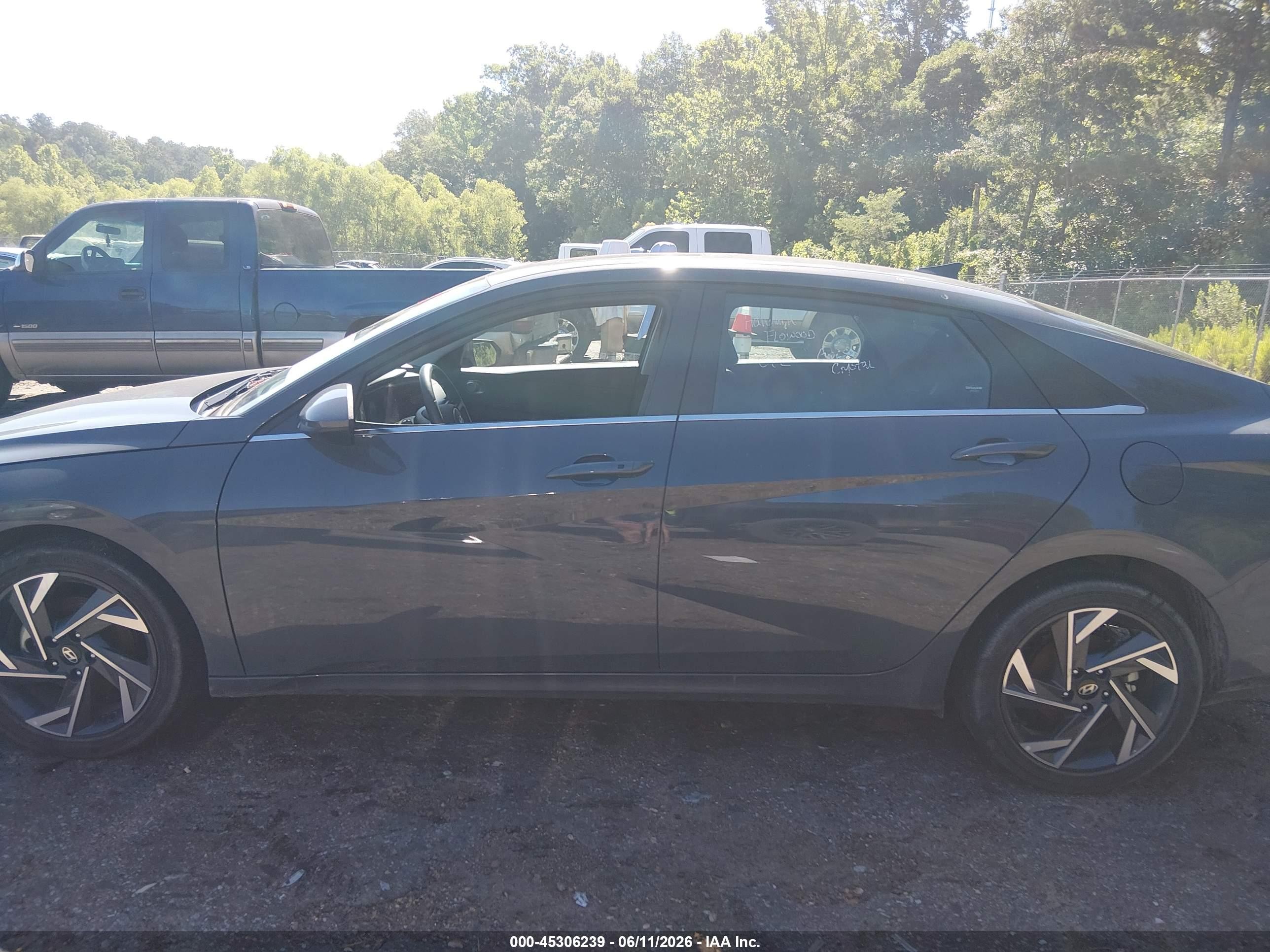 2025 Hyundai Elantra Sel Convenience Gray vin: KMHLS4DG0SU978317