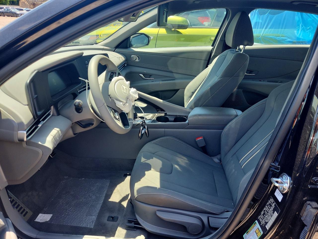 2026 Hyundai Elantra Sel Sport Premium Black vin: KMHLS4DG0TU115342