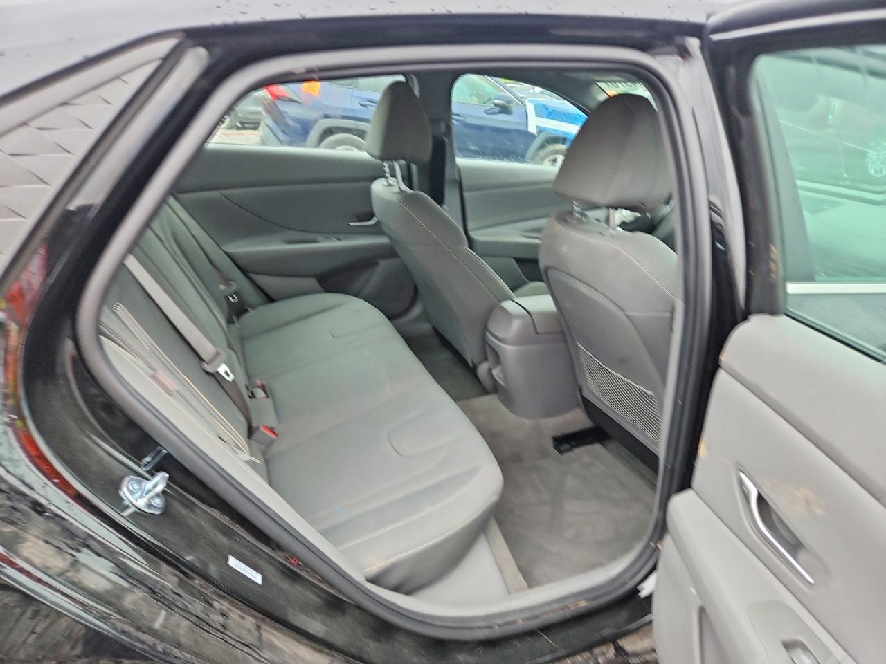 2026 Hyundai Elantra Sel Sport Premium Black vin: KMHLS4DG0TU115342