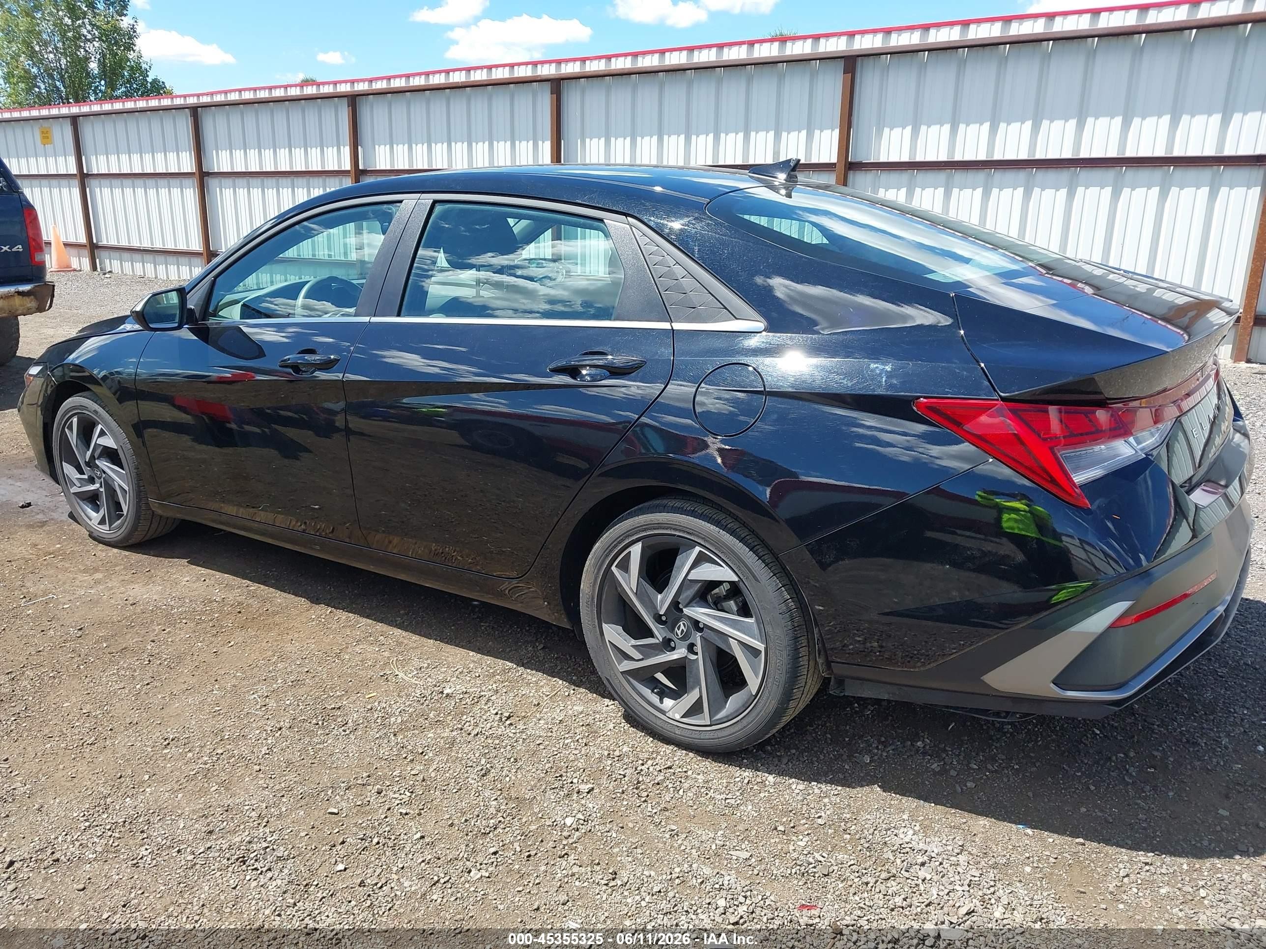 2025 Hyundai Elantra Sel Convenience Black vin: KMHLS4DG1SU024823