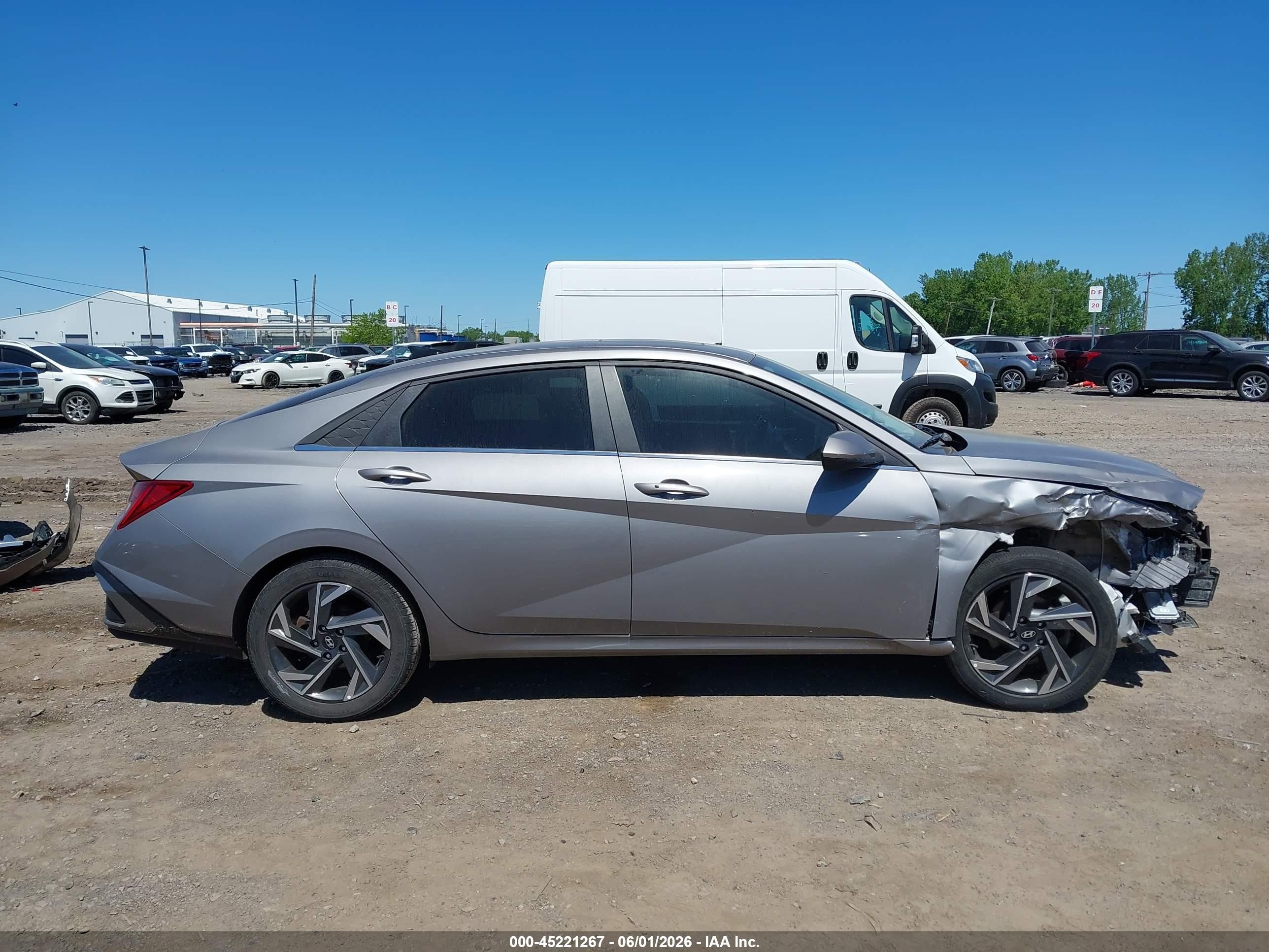 2024 Hyundai Elantra Sel Gray vin: KMHLS4DG2RU655302