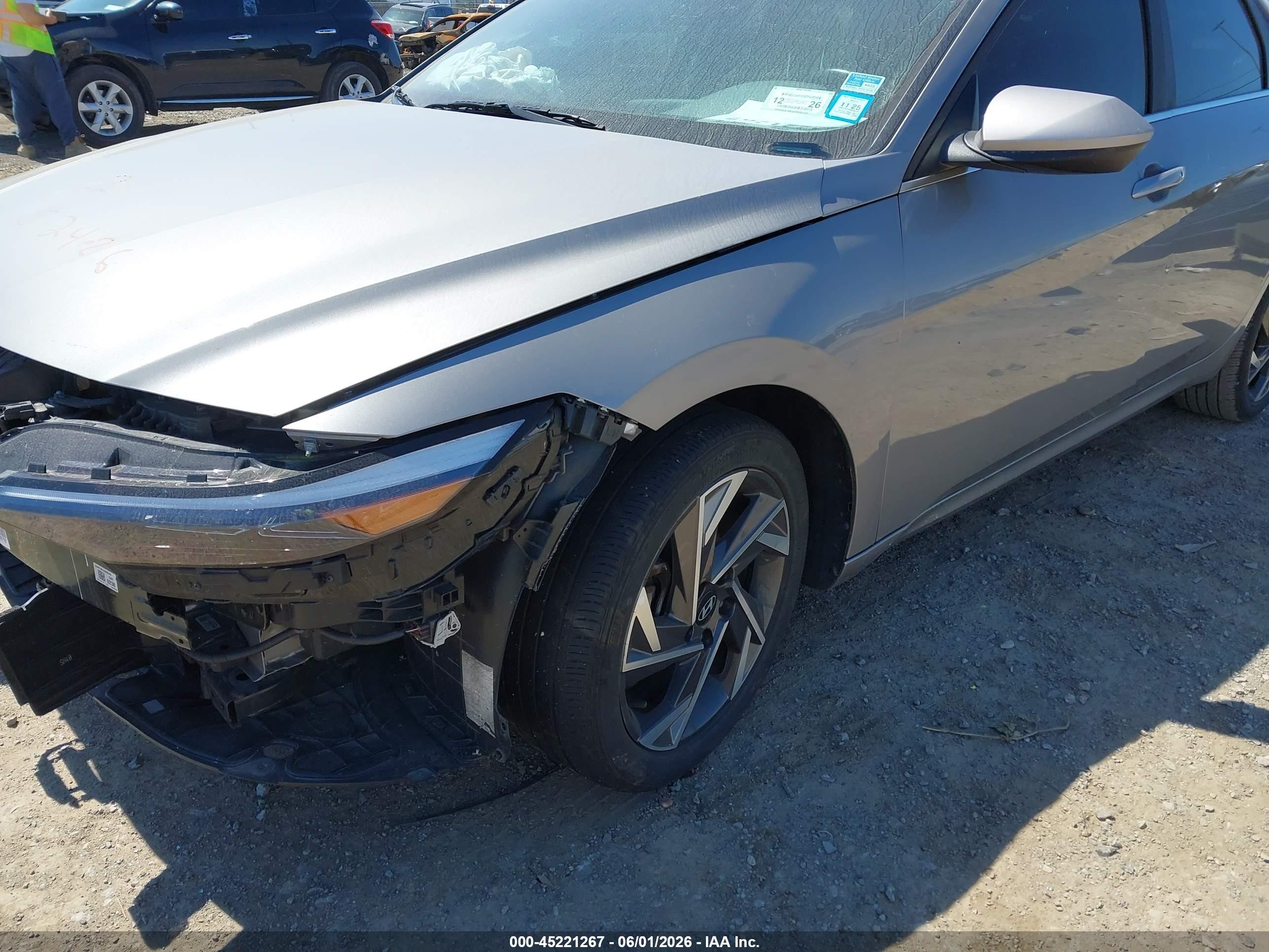 2024 Hyundai Elantra Sel Gray vin: KMHLS4DG2RU655302