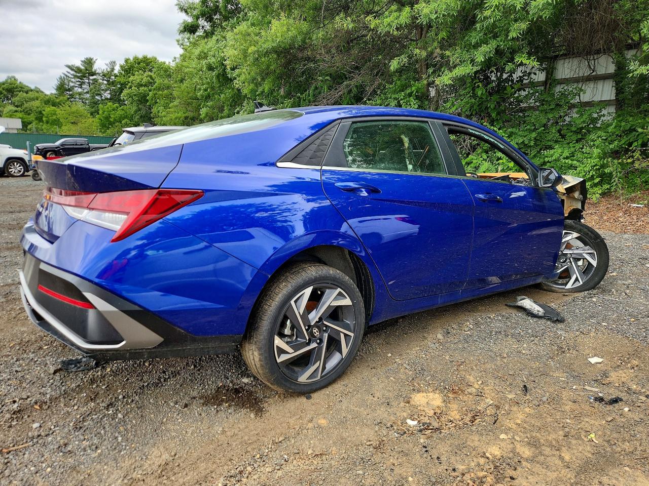 2025 Hyundai Elantra Sel Blue vin: KMHLS4DG2SU034048
