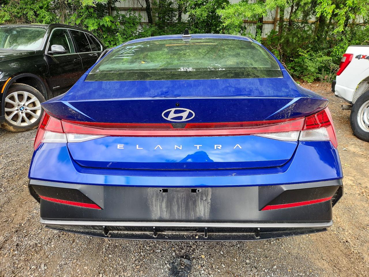 2025 Hyundai Elantra Sel Blue vin: KMHLS4DG2SU034048