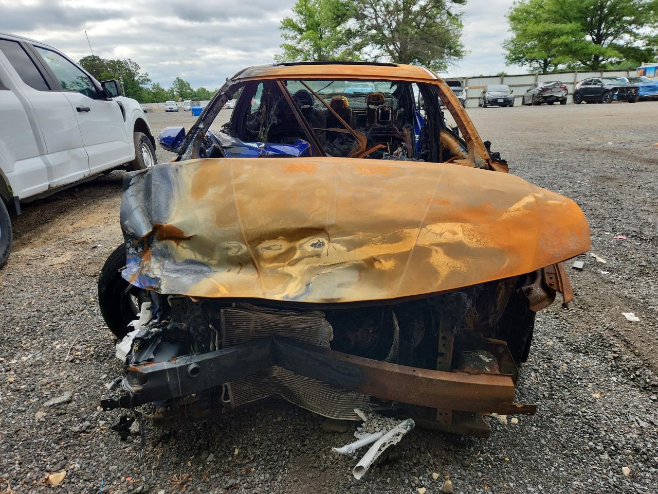 2025 Hyundai Elantra Sel Blue vin: KMHLS4DG2SU034048 Damage: Windshield, Broken, Replacement Required