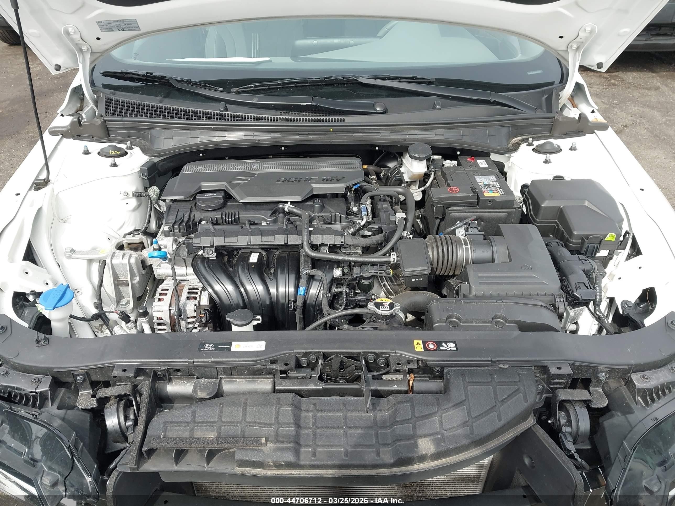 2025 Hyundai Elantra Sel Convenience White vin: KMHLS4DG3SU892922