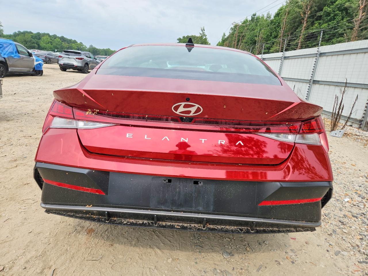 2025 Hyundai Elantra Sel Red vin: KMHLS4DG3SU893519