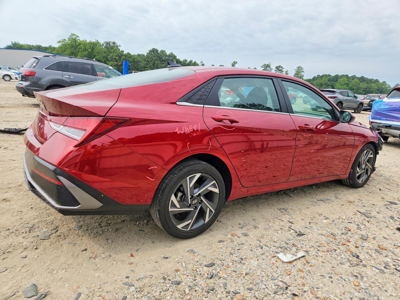 2025 Hyundai Elantra Sel Red vin: KMHLS4DG3SU893519