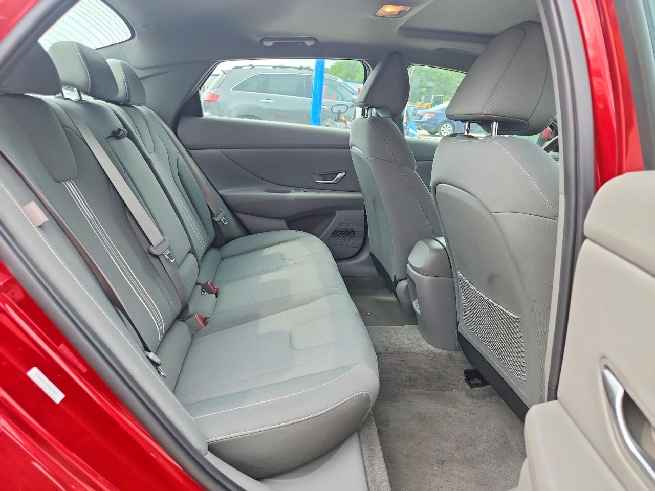 2025 Hyundai Elantra Sel Red vin: KMHLS4DG3SU893519