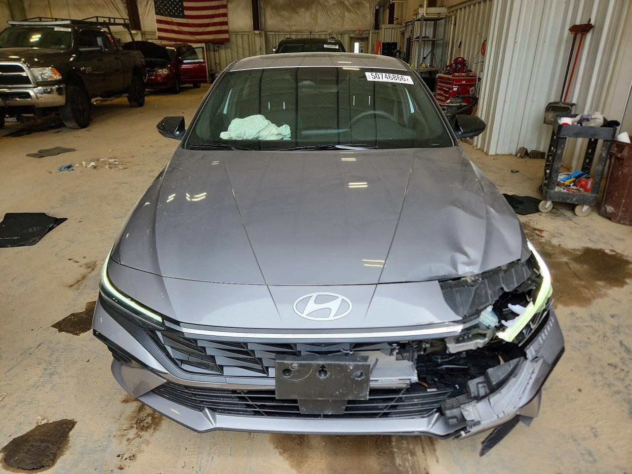 2026 Hyundai Elantra Sel Sport Premium Gray vin: KMHLS4DG4TU136663