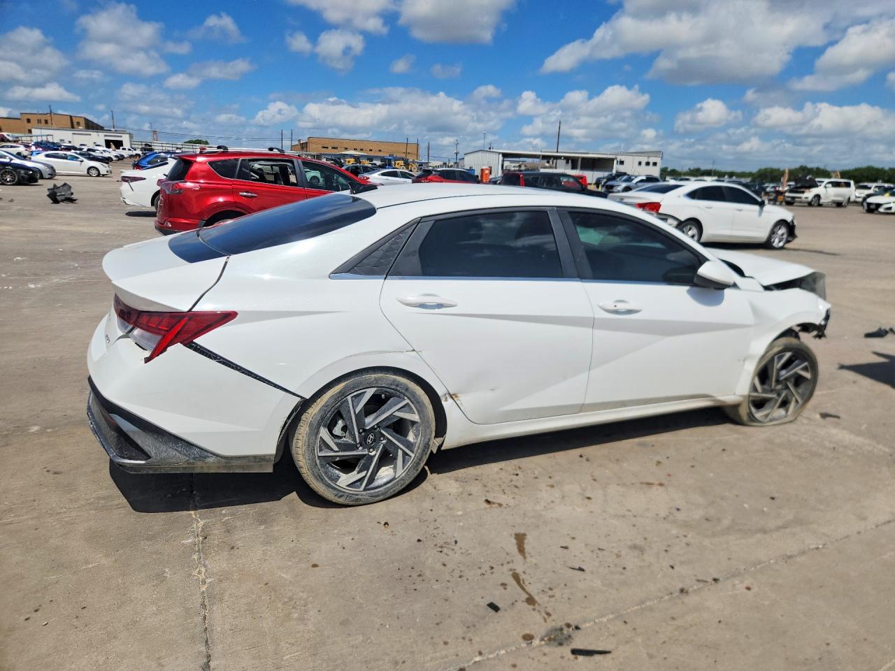 2024 Hyundai Elantra Sel White vin: KMHLS4DG5RU788054