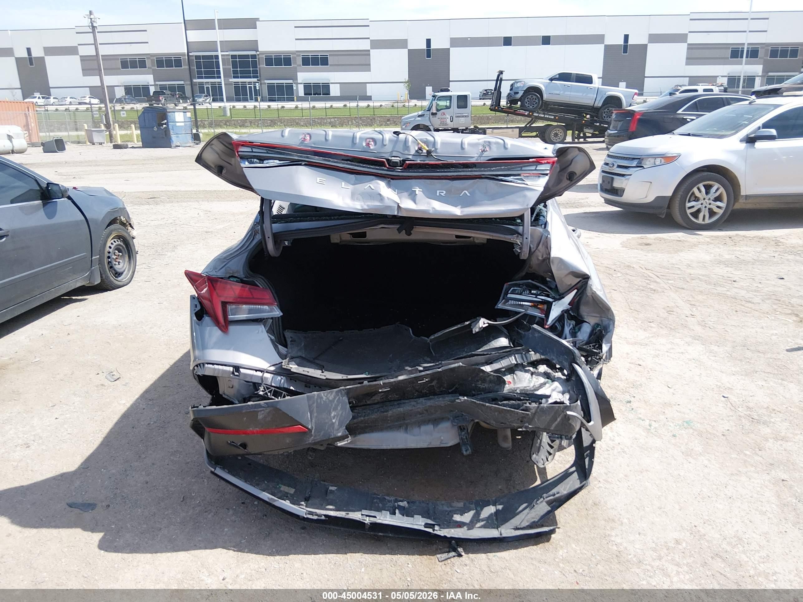 2025 Hyundai Elantra Sel Convenience Gray vin: KMHLS4DG5SU909879
