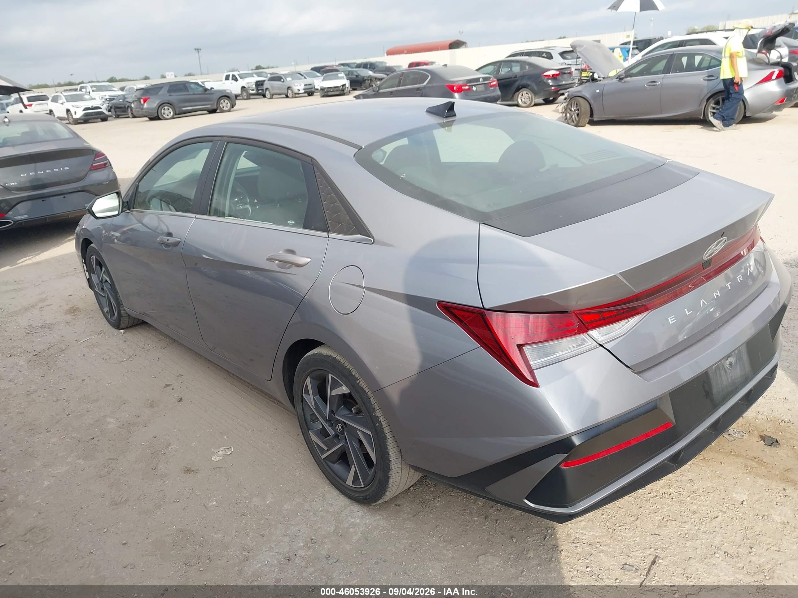 2025 Hyundai Elantra Sel Convenience Gray vin: KMHLS4DG6SU035929