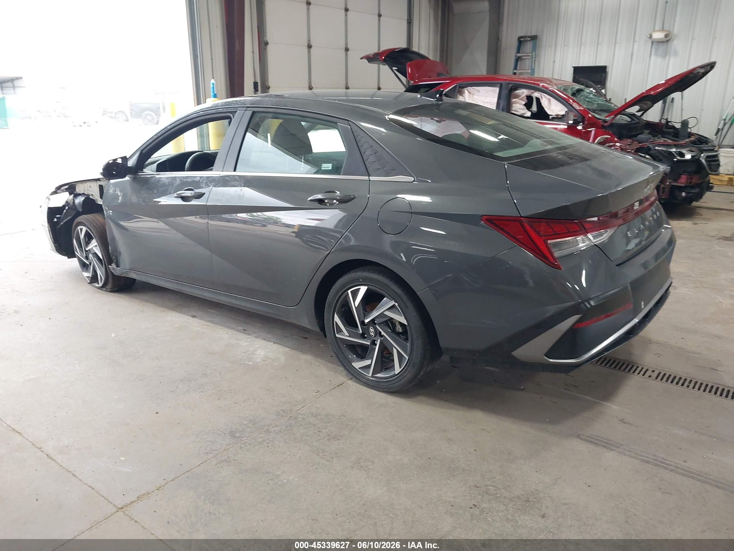 2025 Hyundai Elantra Sel Convenience Gray vin: KMHLS4DG7SU001062