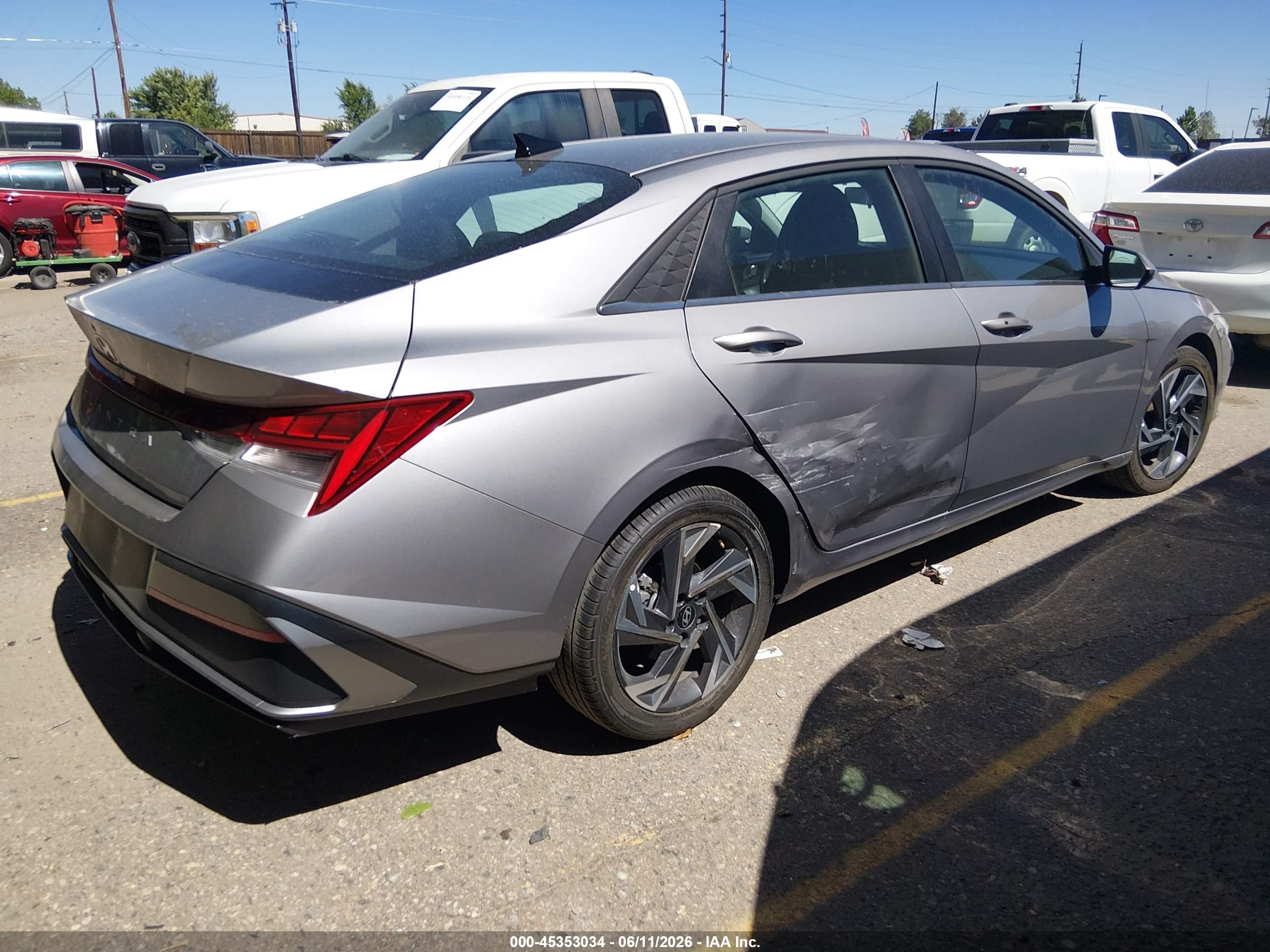 2025 Hyundai Elantra Sel Convenience Серебряный vin: KMHLS4DG7SU026804