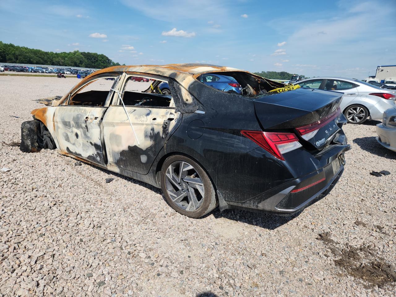 2024 Hyundai Elantra Sel Burn vin: KMHLS4DG8RU670662