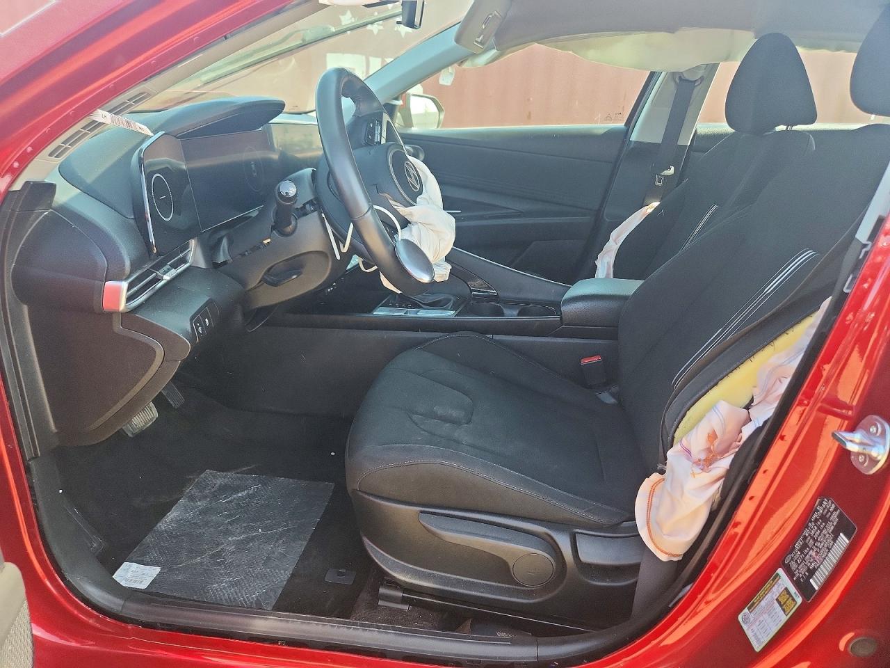 2025 Hyundai Elantra Sel Red vin: KMHLS4DG9SU859021