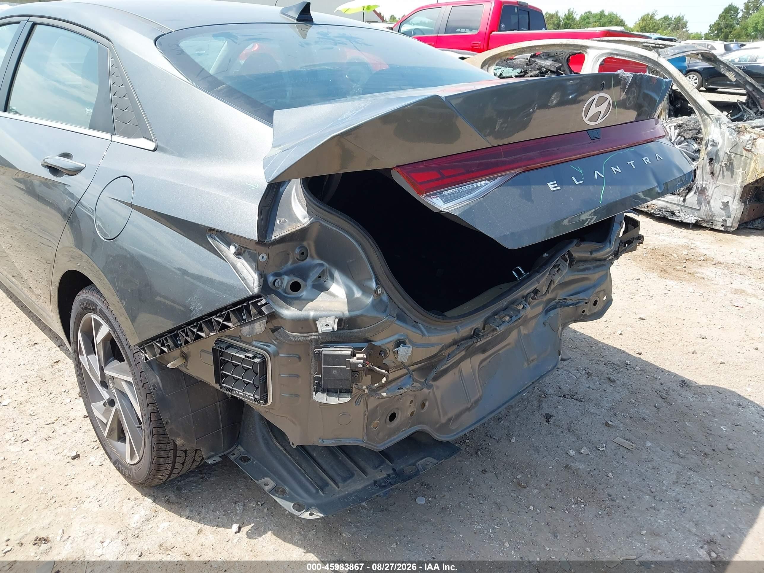 2025 Hyundai Elantra Sel Convenience Gray vin: KMHLS4DG9SU920870