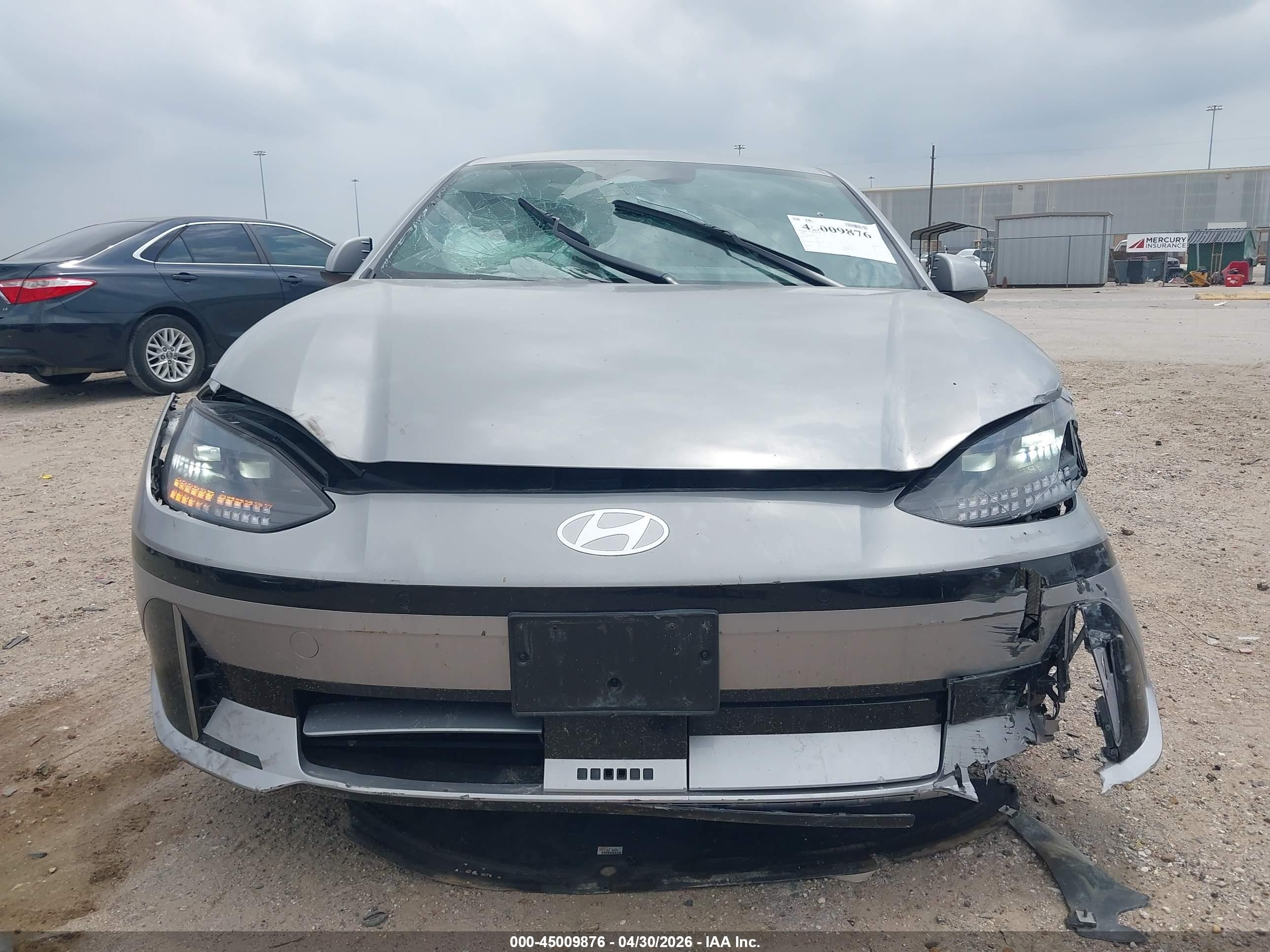 2024 Hyundai Ioniq 6 Se Gray vin: KMHM24AAXRA070585