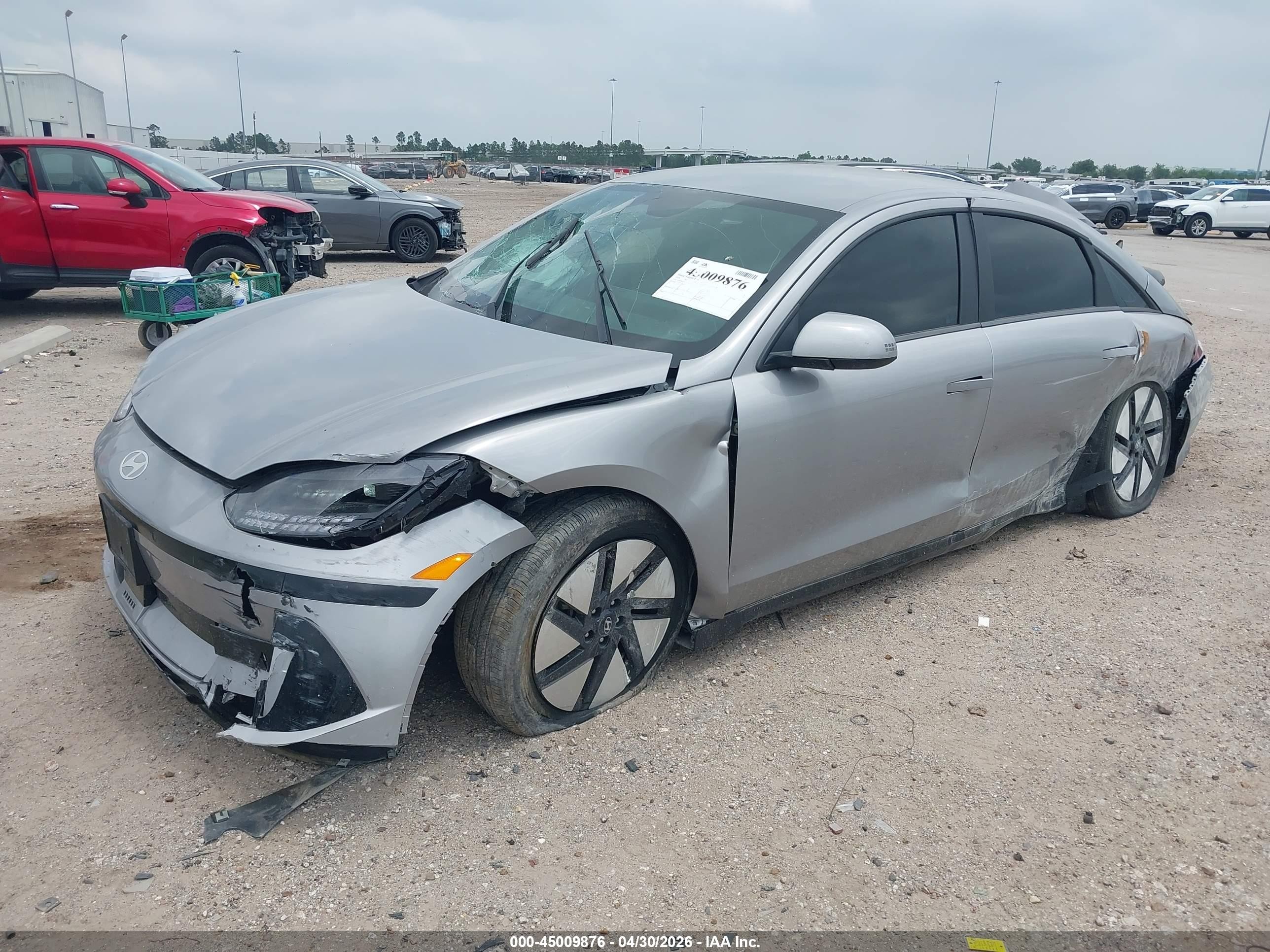 2024 Hyundai Ioniq 6 Se Gray vin: KMHM24AAXRA070585
