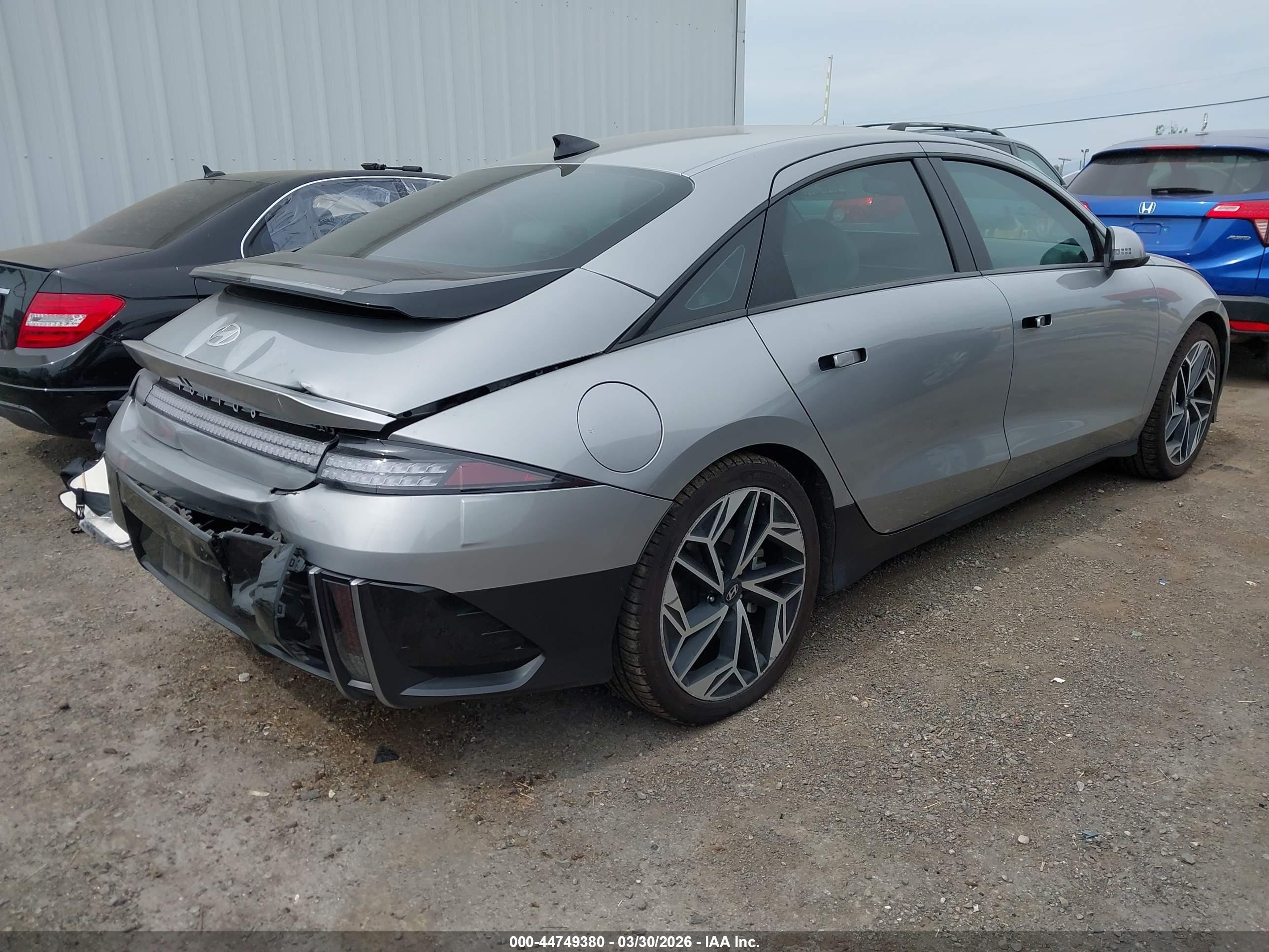 2023 Hyundai Ioniq 6 Sel Gray vin: KMHM34AA2PA033492