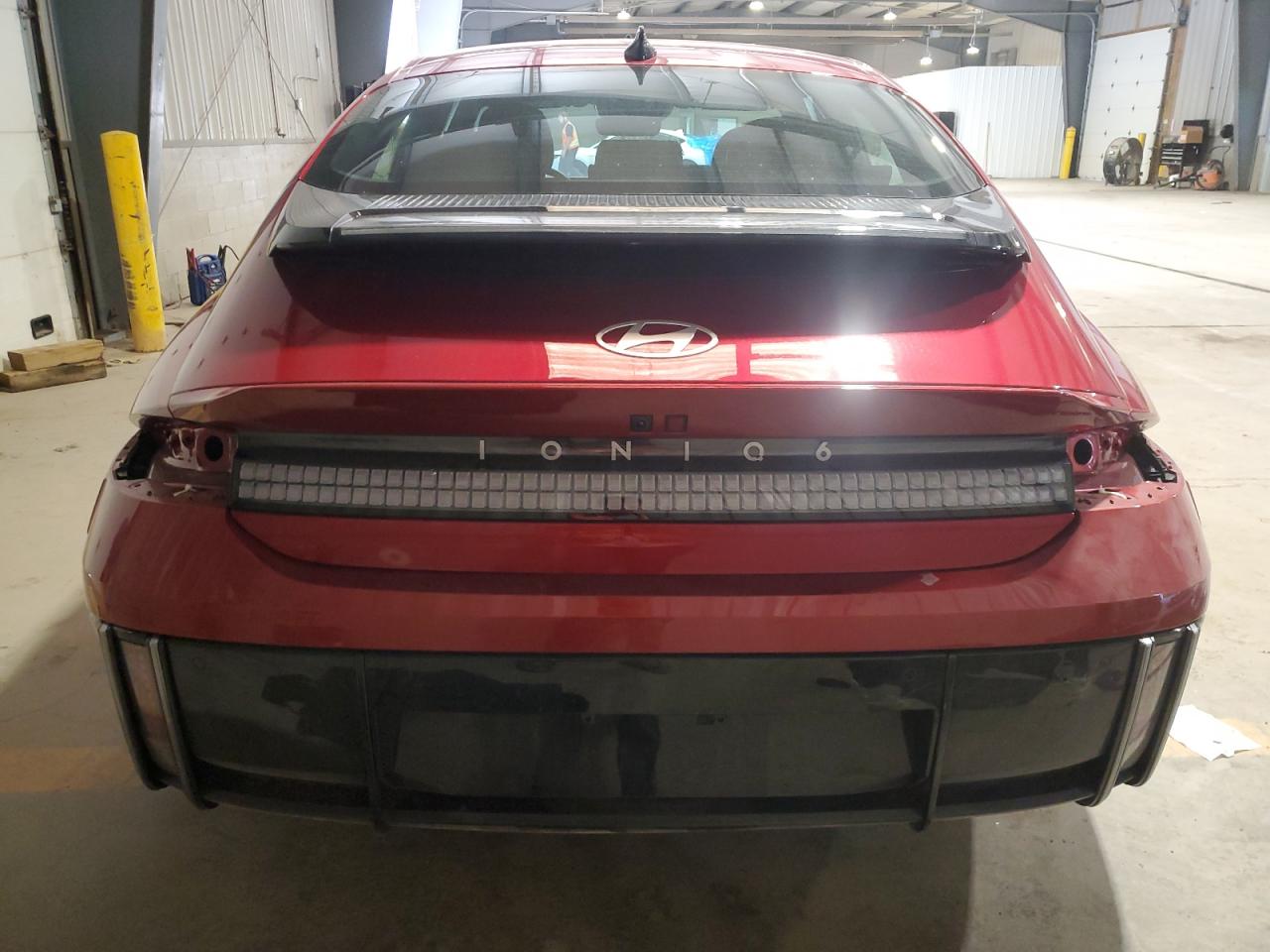 2024 Hyundai Ioniq 6 Sel Red vin: KMHM34AC1RA076953