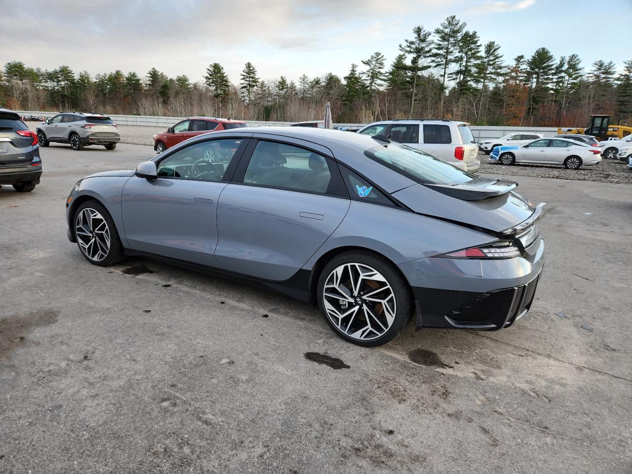 2024 Hyundai Ioniq 6 Sel Gray vin: KMHM34AC2RA058977