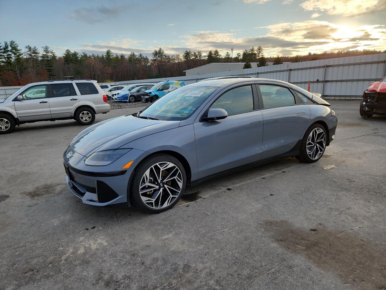 2024 Hyundai Ioniq 6 Sel Gray vin: KMHM34AC2RA058977
