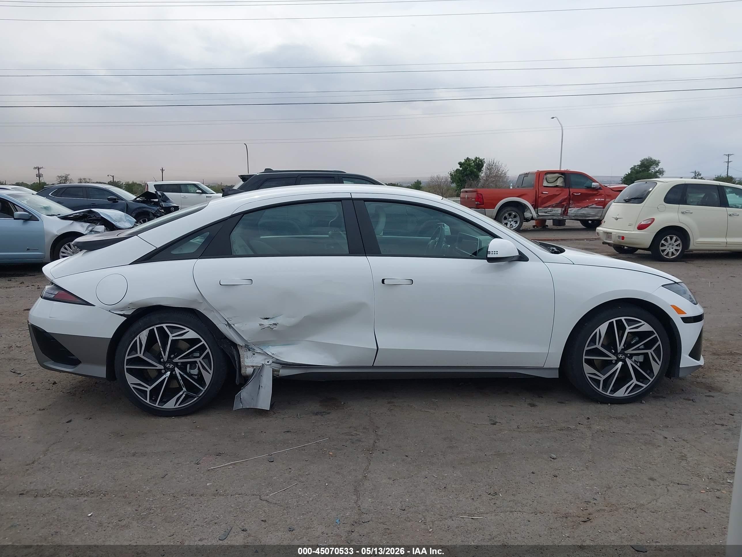 2024 Hyundai Ioniq 6 Sel White vin: KMHM34AC3RA080342