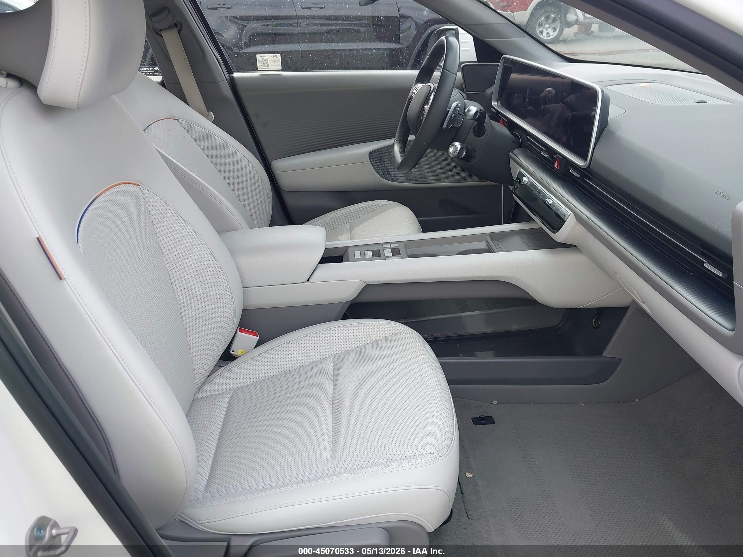 2024 Hyundai Ioniq 6 Sel White vin: KMHM34AC3RA080342