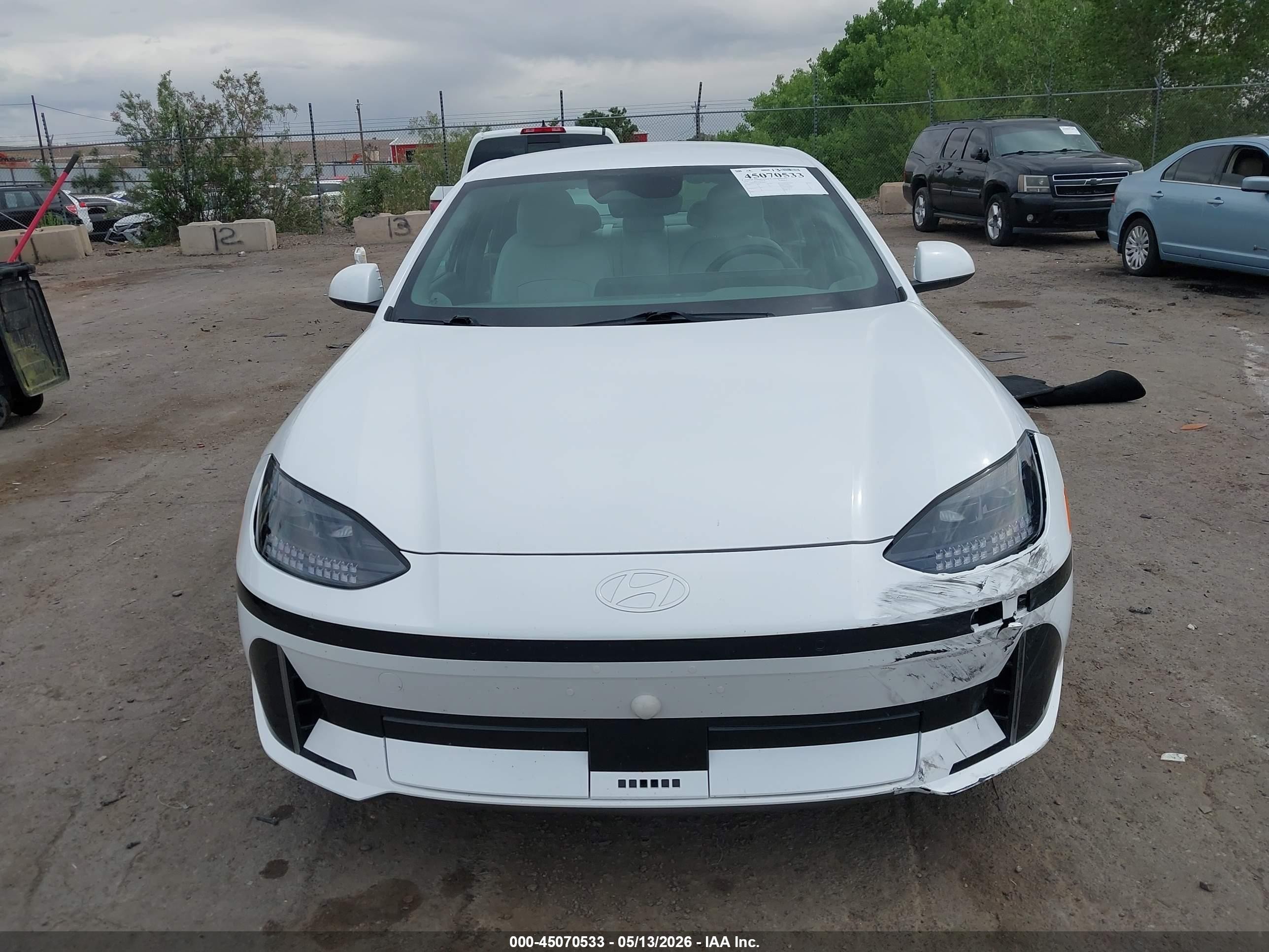 2024 Hyundai Ioniq 6 Sel White vin: KMHM34AC3RA080342