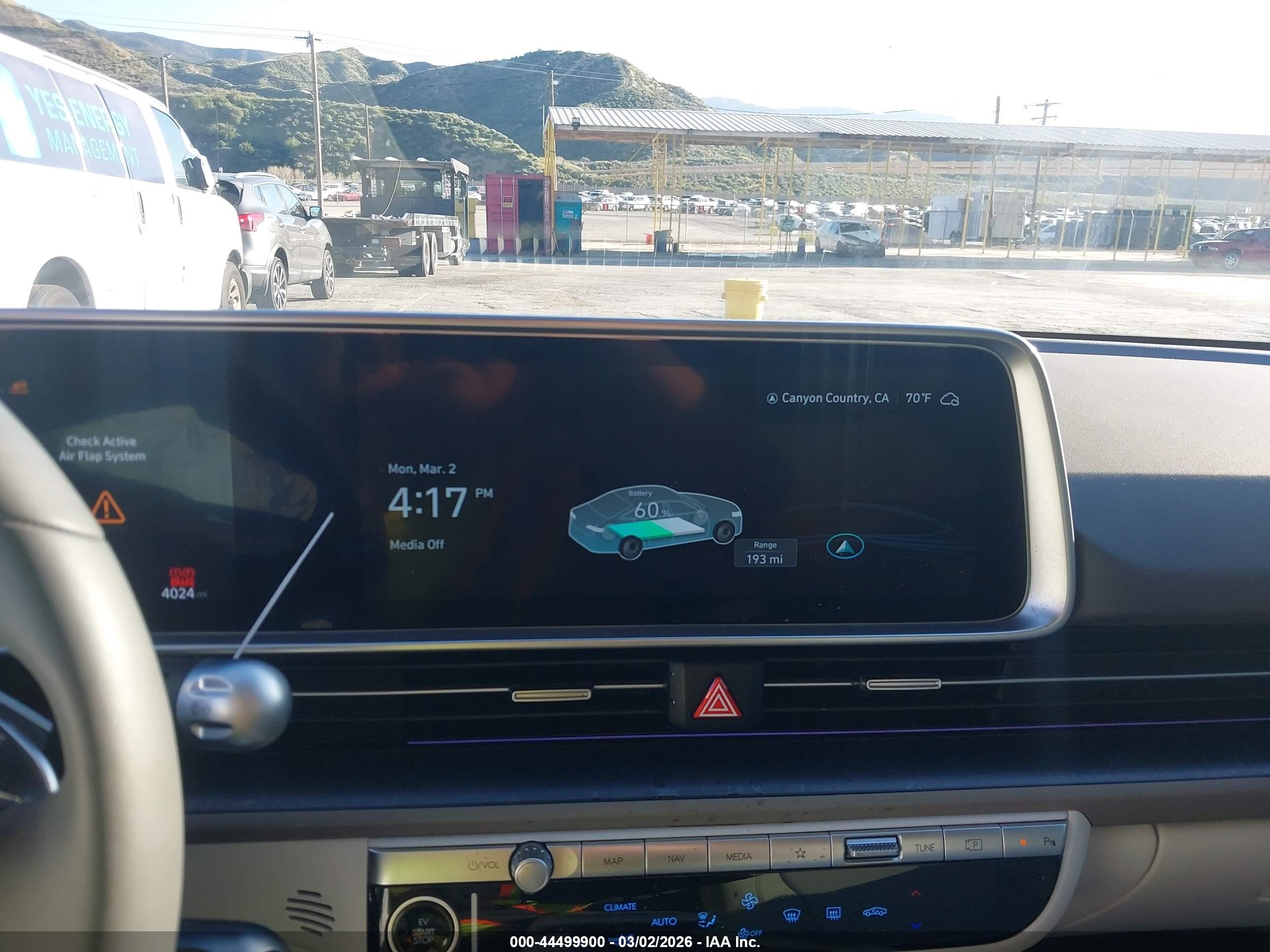 2025 Hyundai Ioniq 6 Limited Gray vin: KMHM54AAXSA116719
